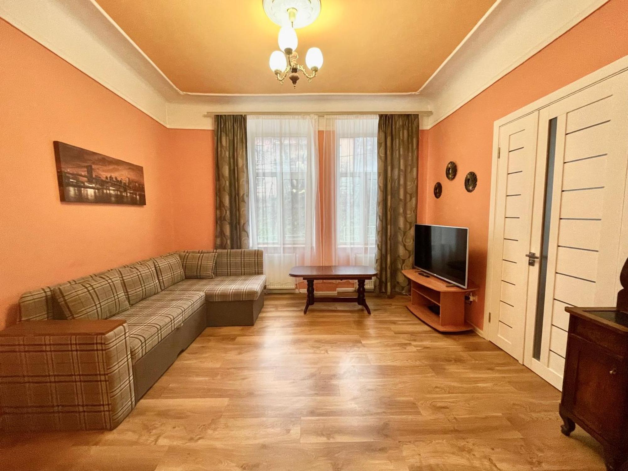 Двохкімнатні Апартаменти В Центри На Князя Лева 11 Lviv Exterior foto